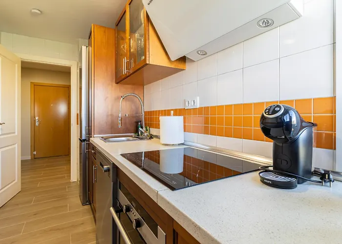 Allo Europa Ii Parking Piscina Padel 4 *