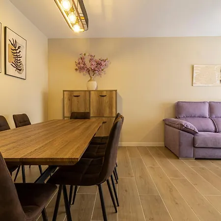 Allo Europa Ii Parking Piscina Padel 4 *