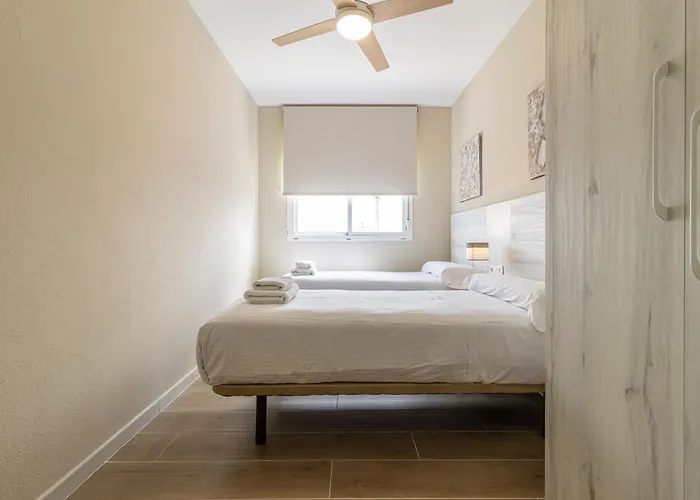 Allo Europa Ii Parking Piscina Padel 4 Apartment *