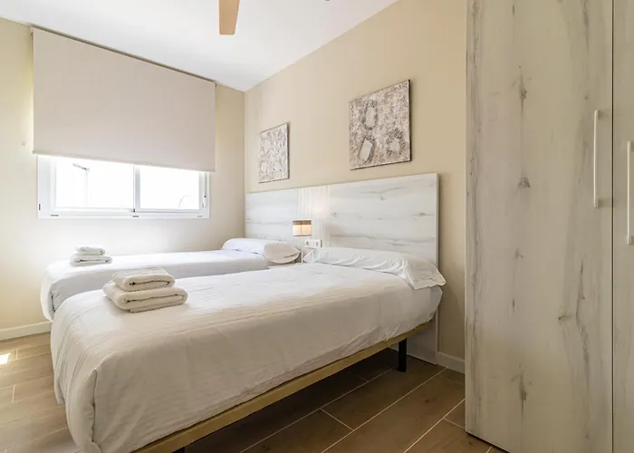 Allo Europa Ii Parking Piscina Padel 4 Apartment *