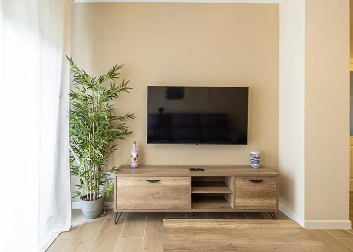 Allo Europa Ii Parking Piscina Padel 4 * Jerez de la Frontera