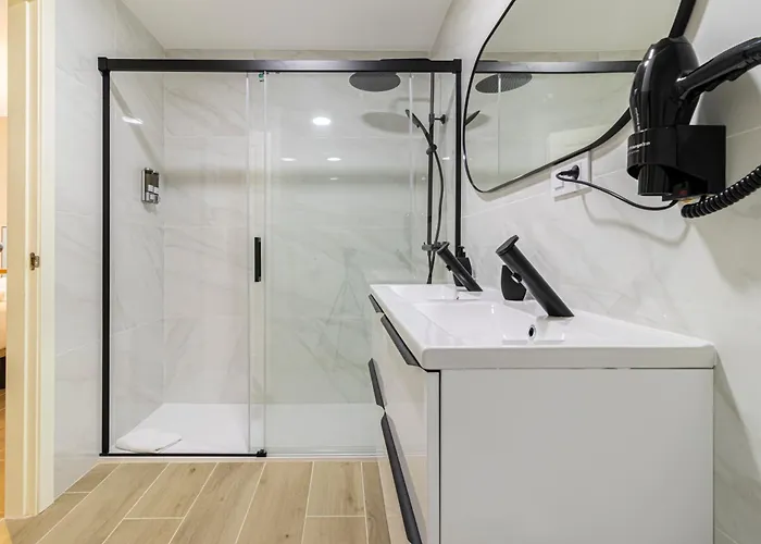 Allo Europa Ii Parking Piscina Padel 4 * Jerez de la Frontera