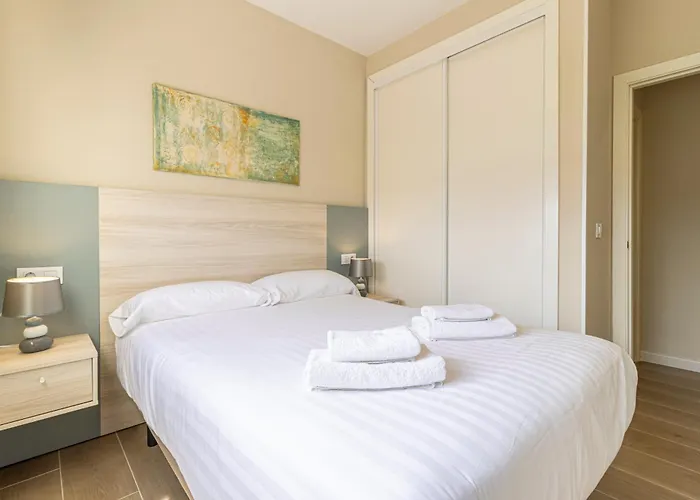 Allo Europa Ii Parking Piscina Padel 4 Apartament *