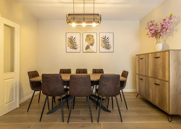 Allo Europa Ii Parking Piscina Padel 4 Apartament *